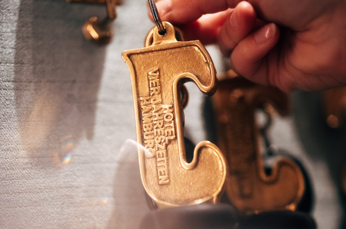Close-up of a key in the Hotel Vier Jahreszeiten